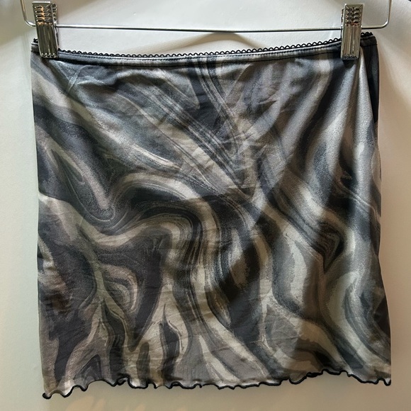 Urban Outfitters Gray Marble Mini Skirt - Picture 2 of 3